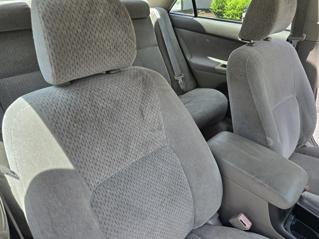 2003 Toyota Camry Image 28