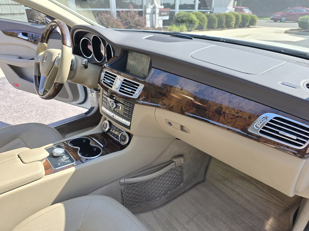 2021 Mercedes-Benz GLA-Class Image 31