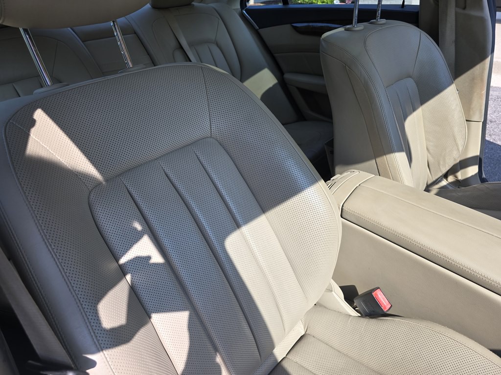 2021 Mercedes-Benz GLA-Class Image 32