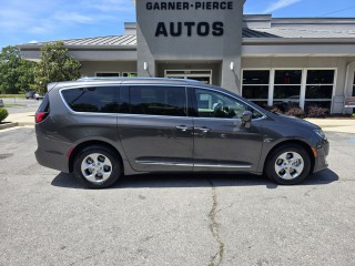 Image for 2017 Chrysler Pacifica Touring-l Plus ID: 7478391
