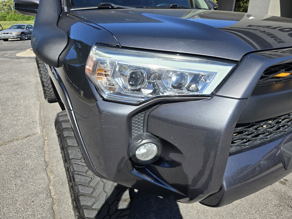 2015 Toyota 4Runner Image 4
