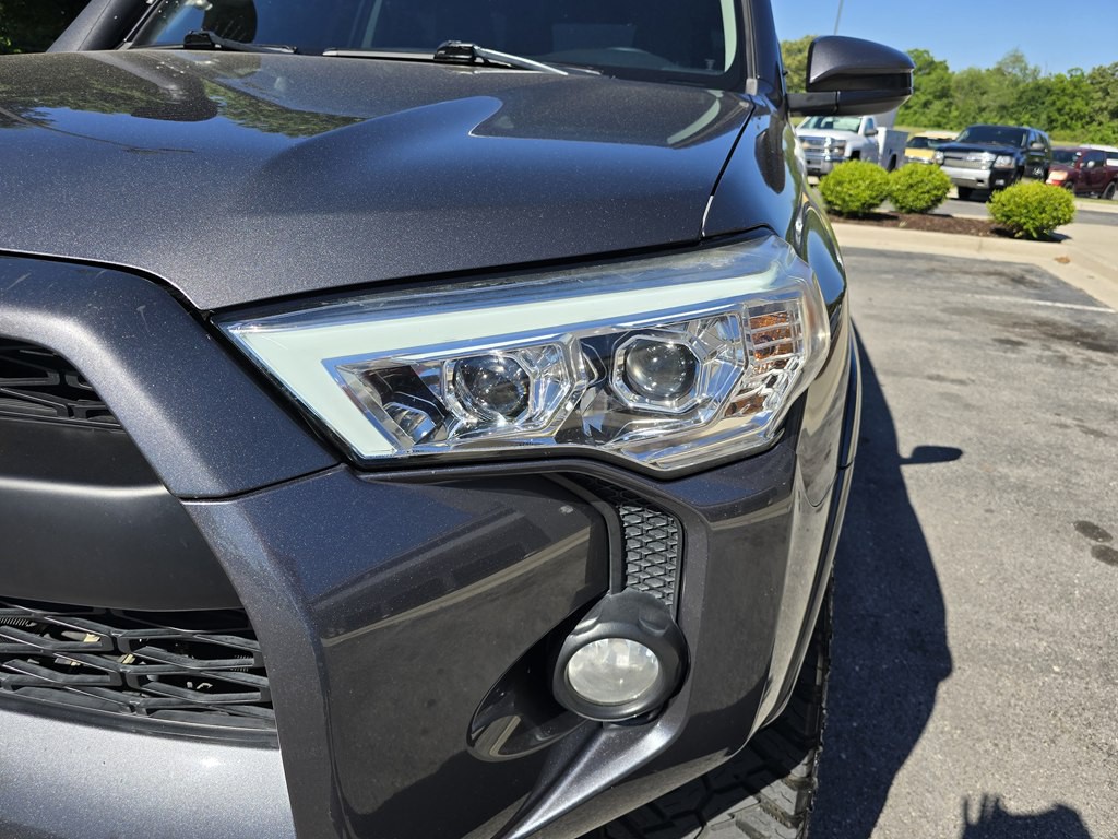 2015 Toyota 4Runner Image 6