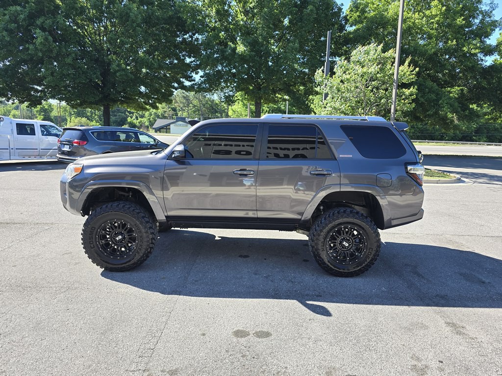 2015 Toyota 4Runner Image 8