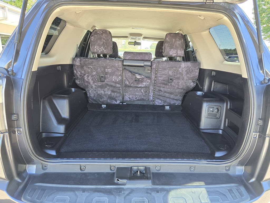 2015 Toyota 4Runner Image 12