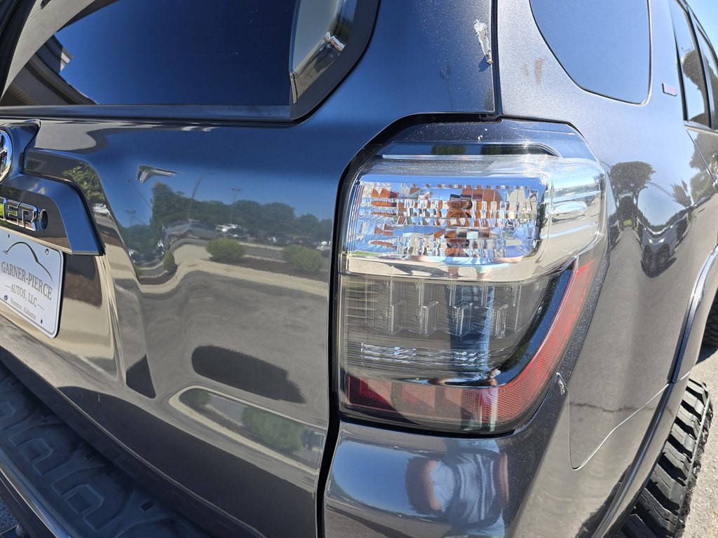 2015 Toyota 4Runner Image 13