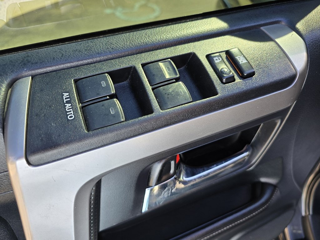 2015 Toyota 4Runner Image 20