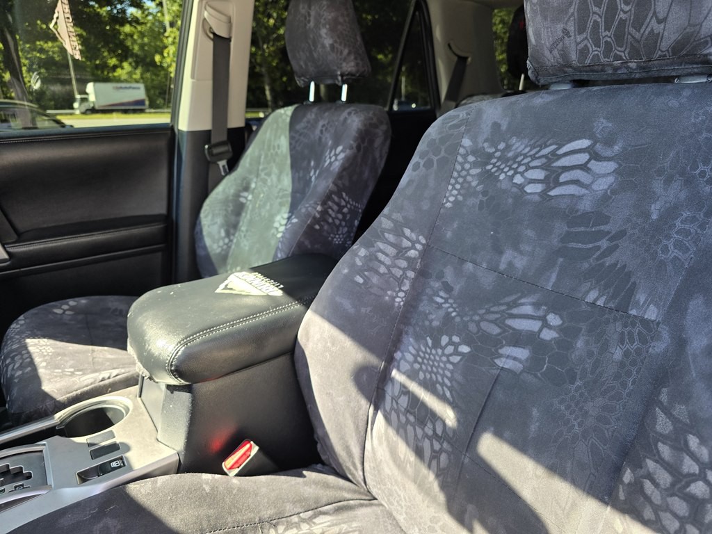 2015 Toyota 4Runner Image 22