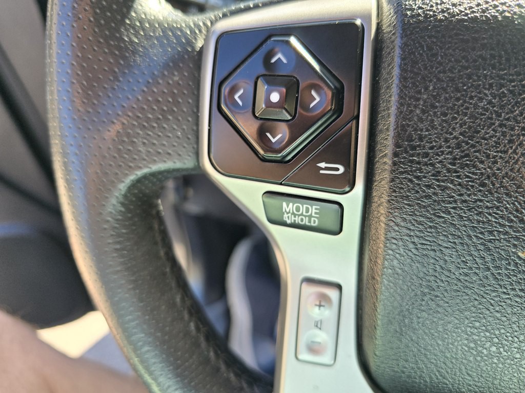 2015 Toyota 4Runner Image 39