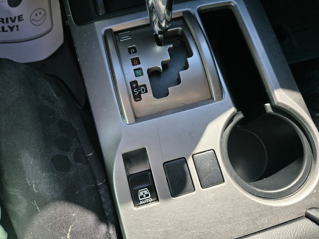 2015 Toyota 4Runner Image 44