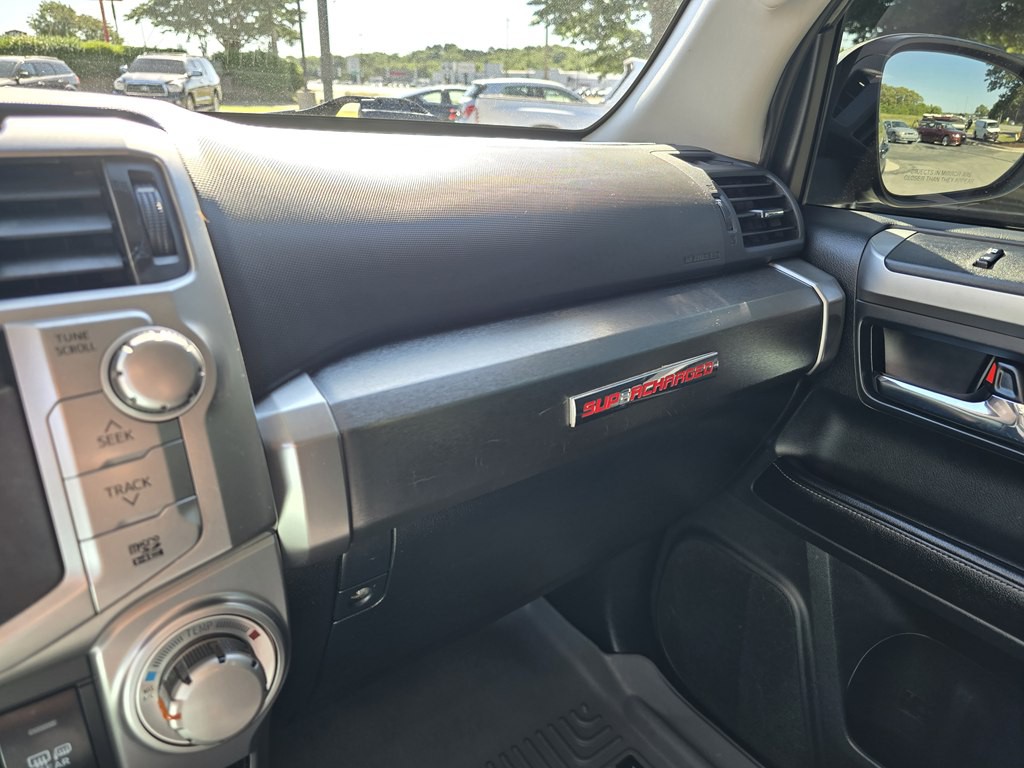 2015 Toyota 4Runner Image 45