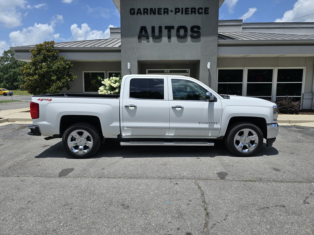 2018 Chevrolet Silverado 1500 Image 1