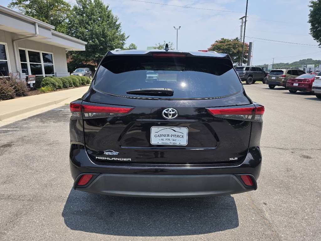 2022 Toyota Highlander Image 9