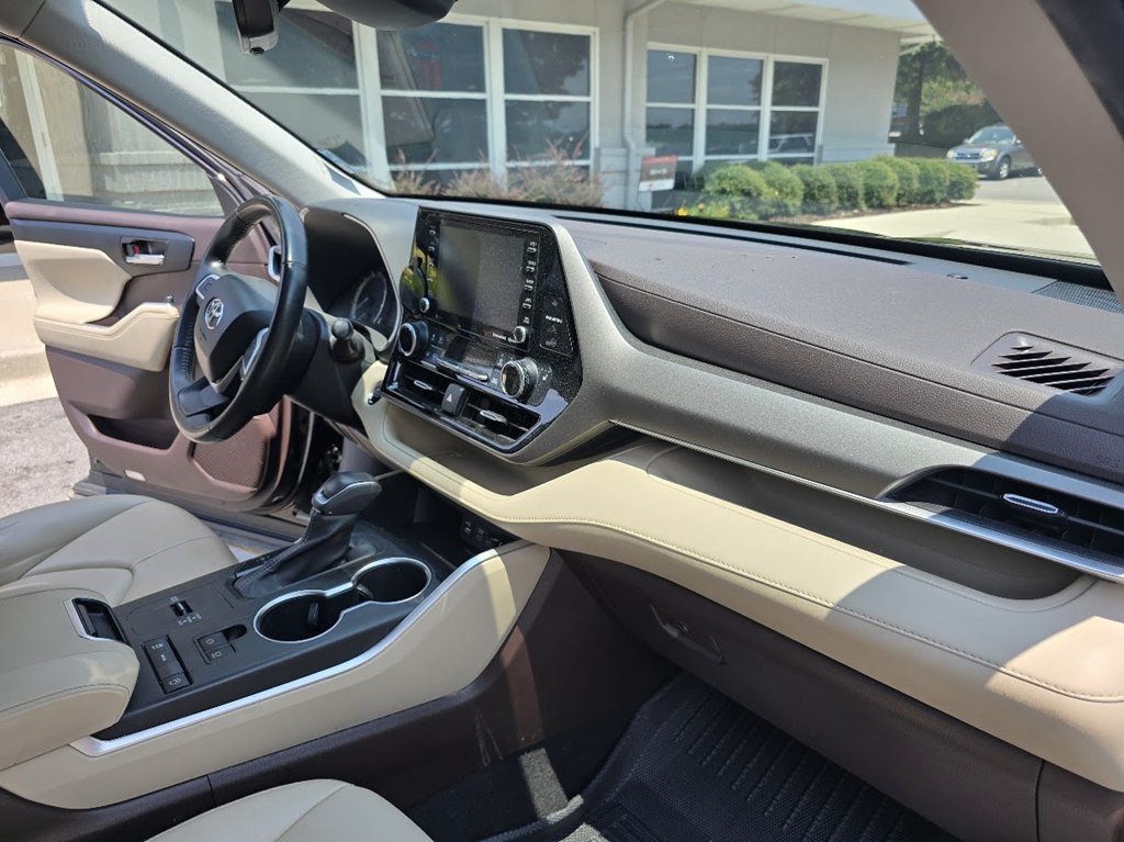 2022 Toyota Highlander Image 33