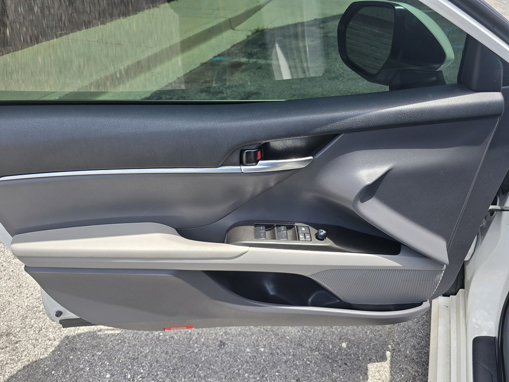 2024 Toyota Camry Image 17