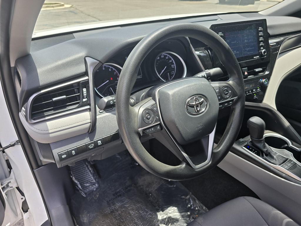 2024 Toyota Camry Image 19