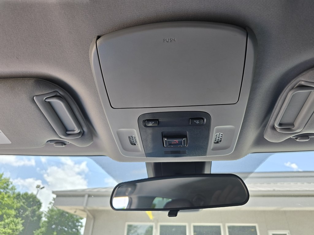 2024 Toyota Camry Image 39
