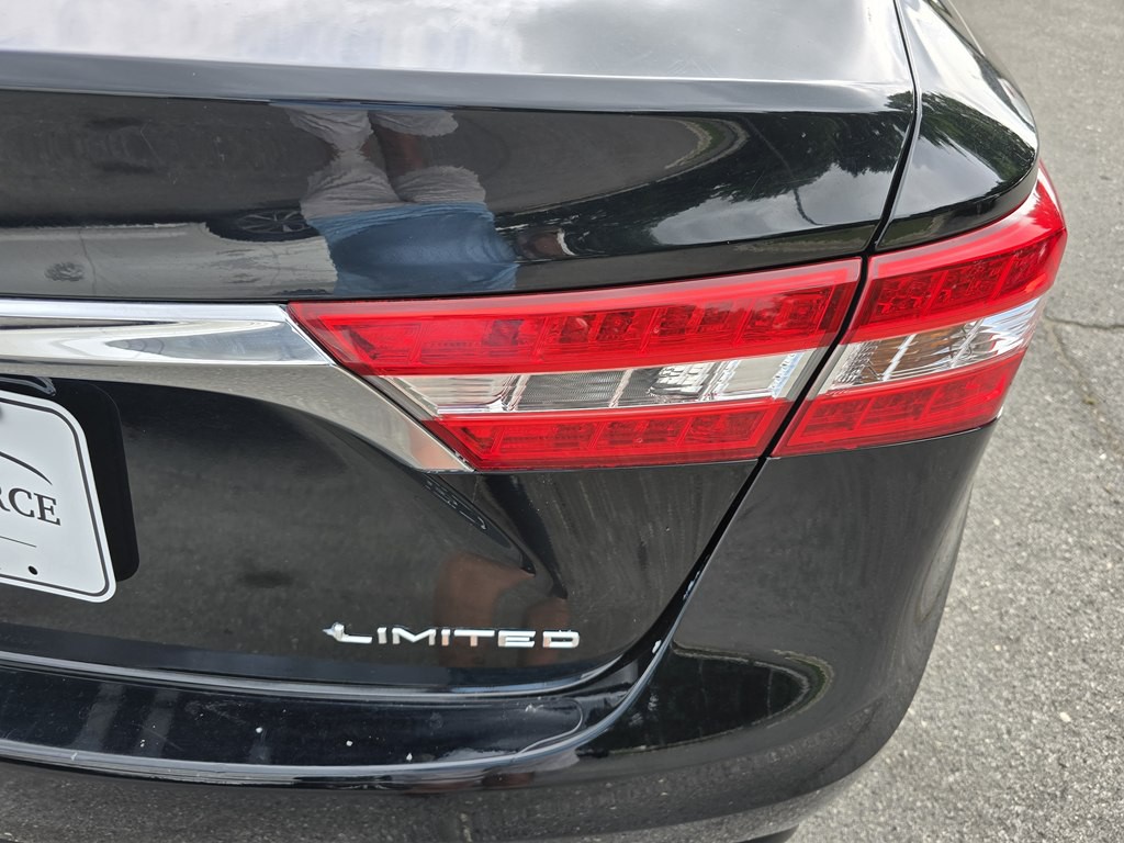 2014 Toyota Avalon Image 11
