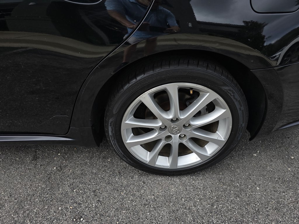 2014 Toyota Avalon Image 16
