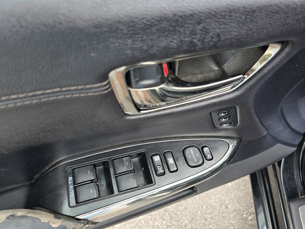 2014 Toyota Avalon Image 18