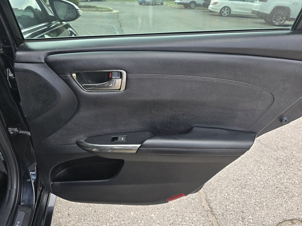 2014 Toyota Avalon Image 26