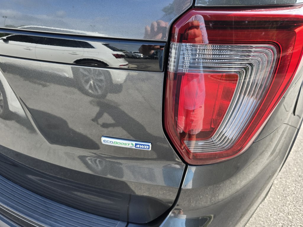 2019 Ford Explorer Image 12