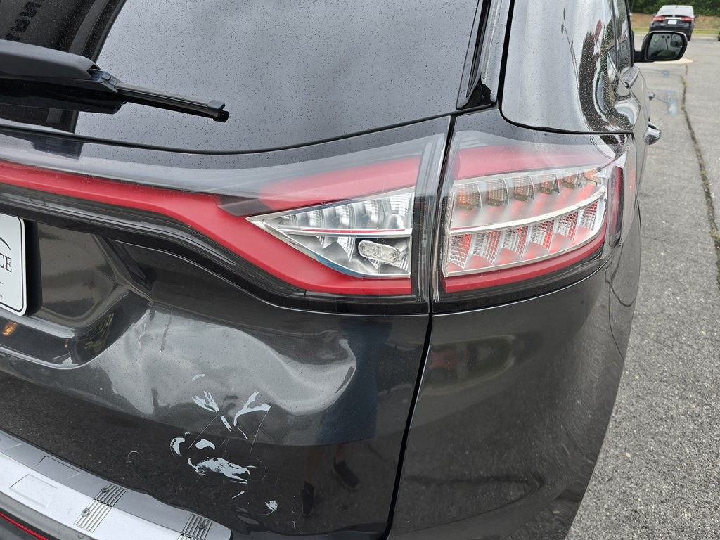 2015 Ford Edge Image 12