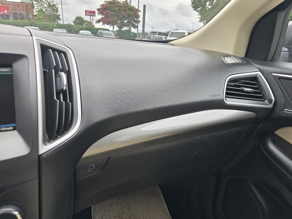 2015 Ford Edge Image 38