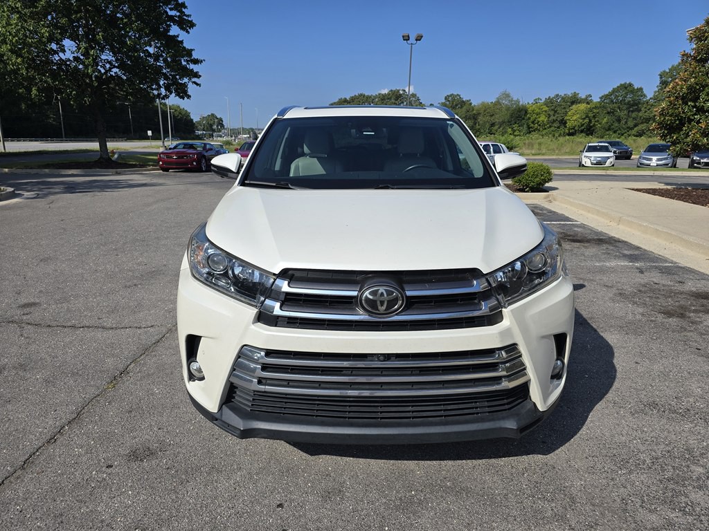 2017 Toyota Highlander Image 4