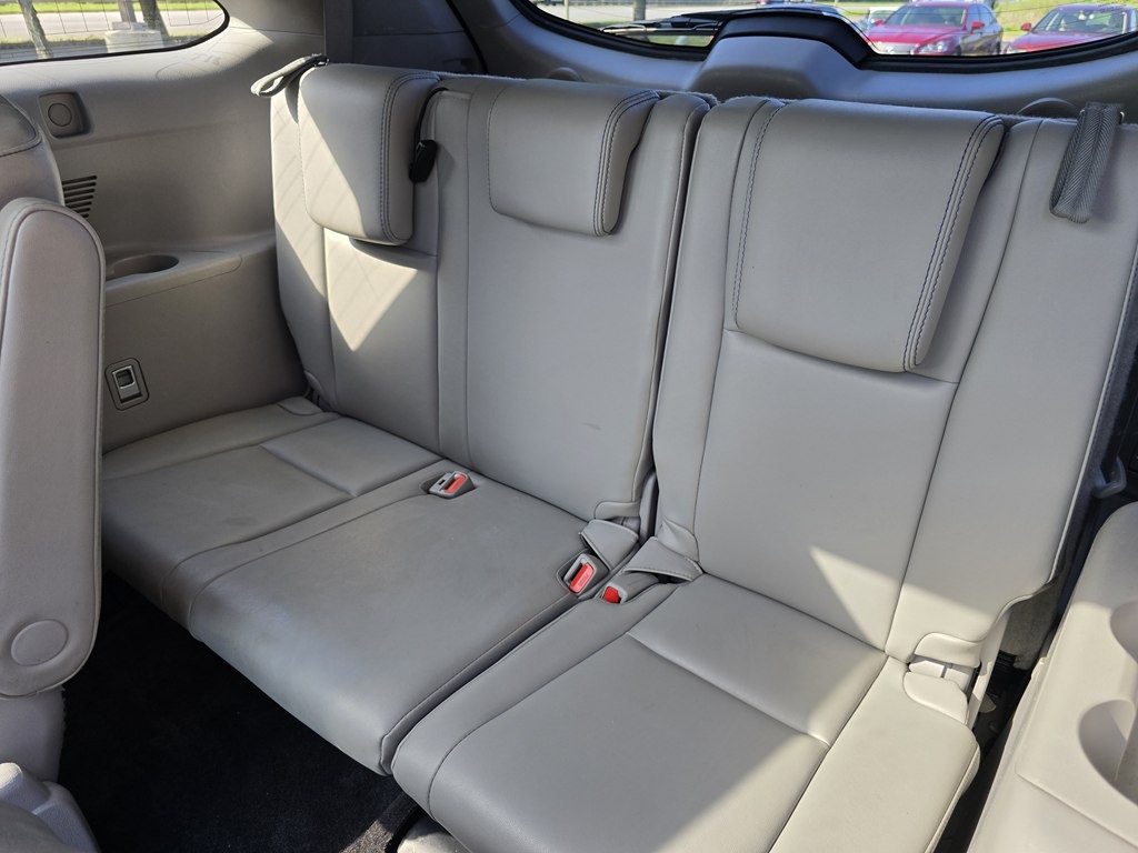 2017 Toyota Highlander Image 27