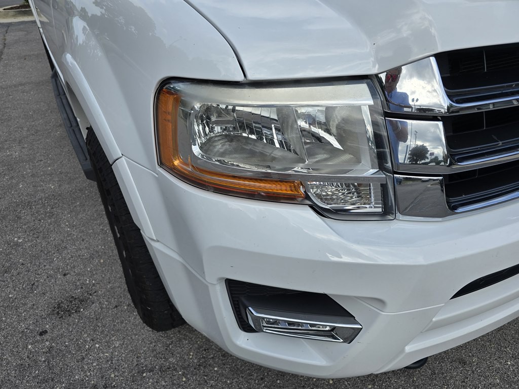 2017 Ford Expedition Image 3