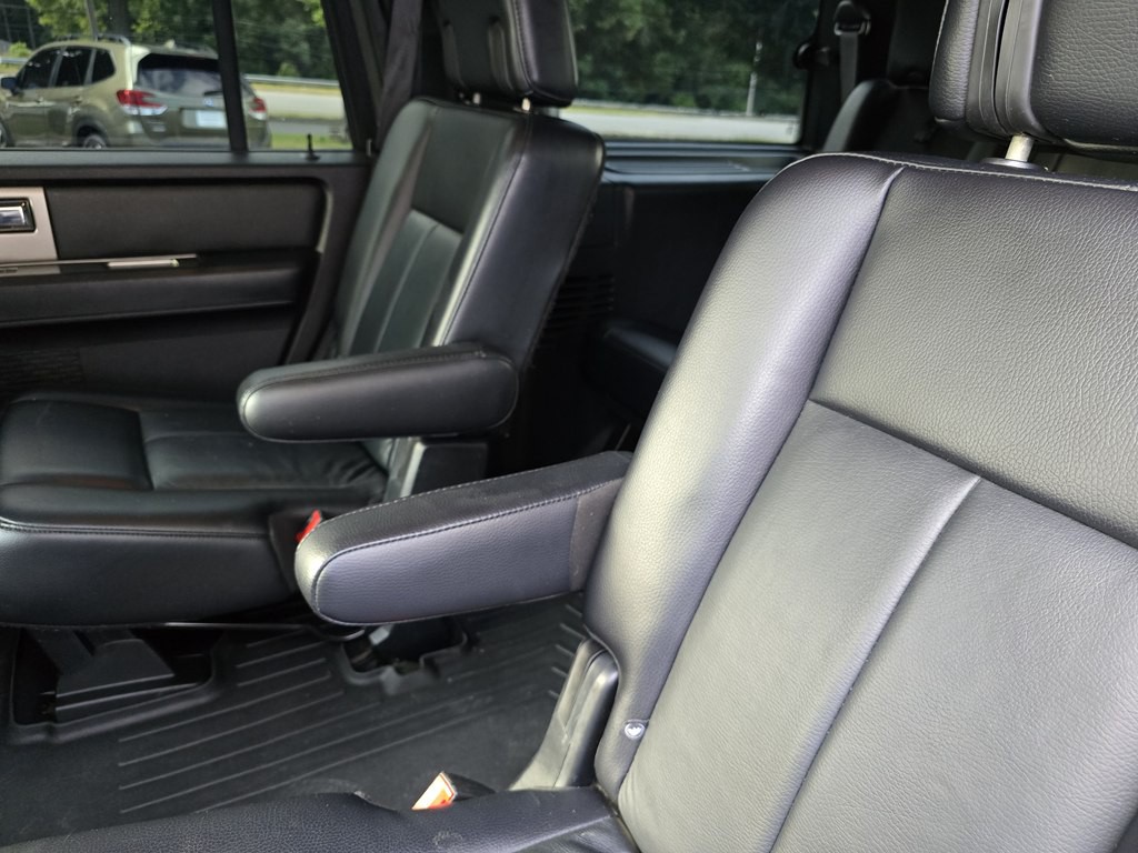 2017 Ford Expedition Image 23