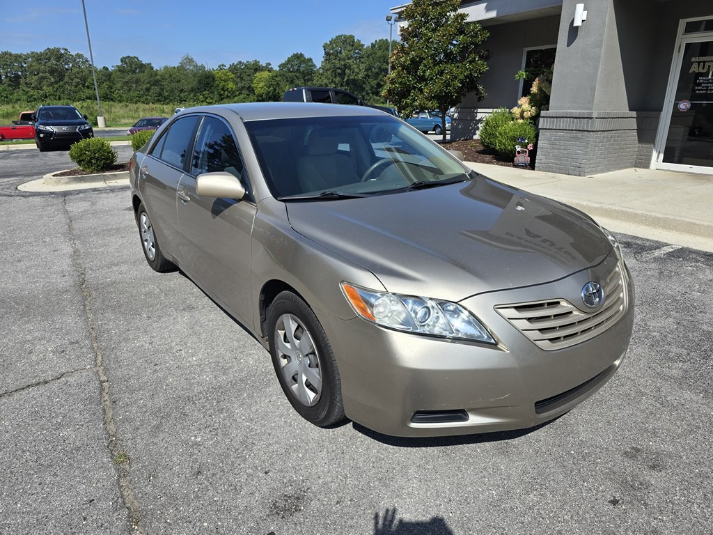 2008 Toyota Camry Image 2