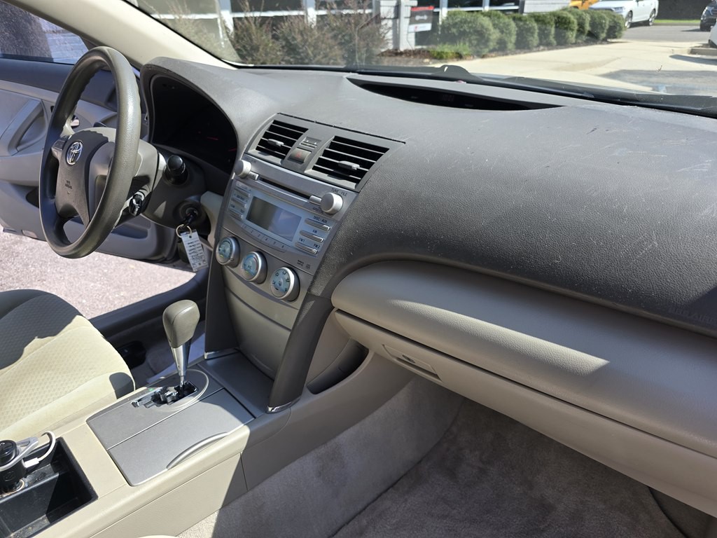 2008 Toyota Camry Image 28