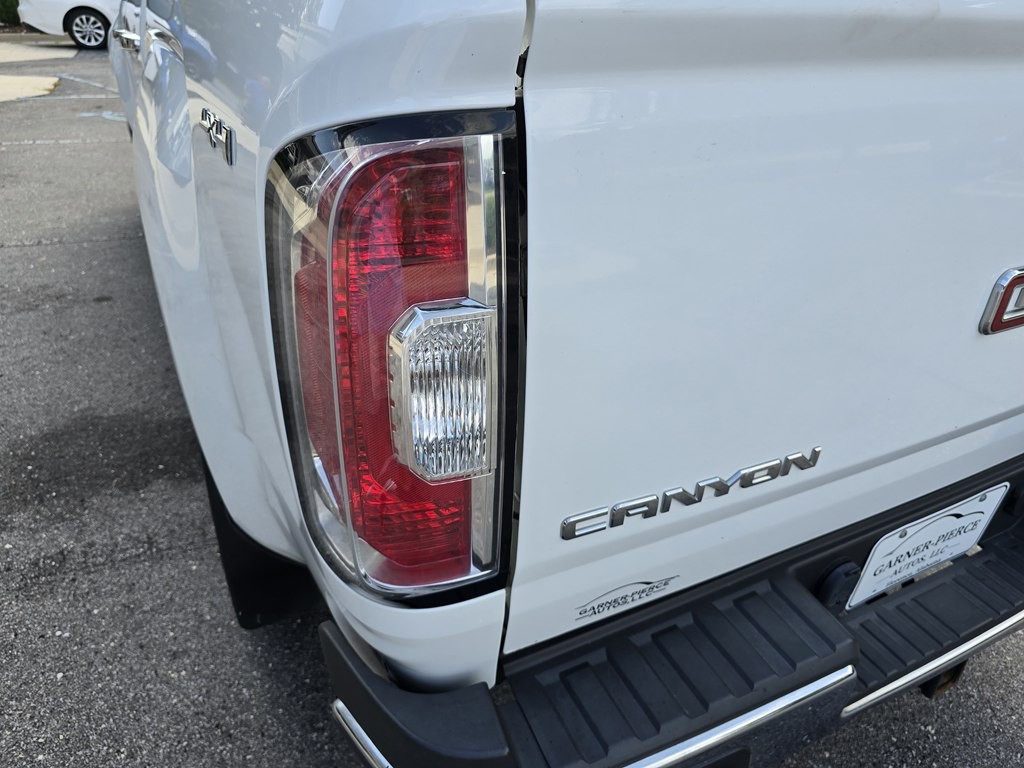 2016 GMC Canyon Image 10