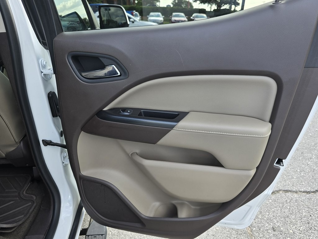 2016 GMC Canyon Image 26