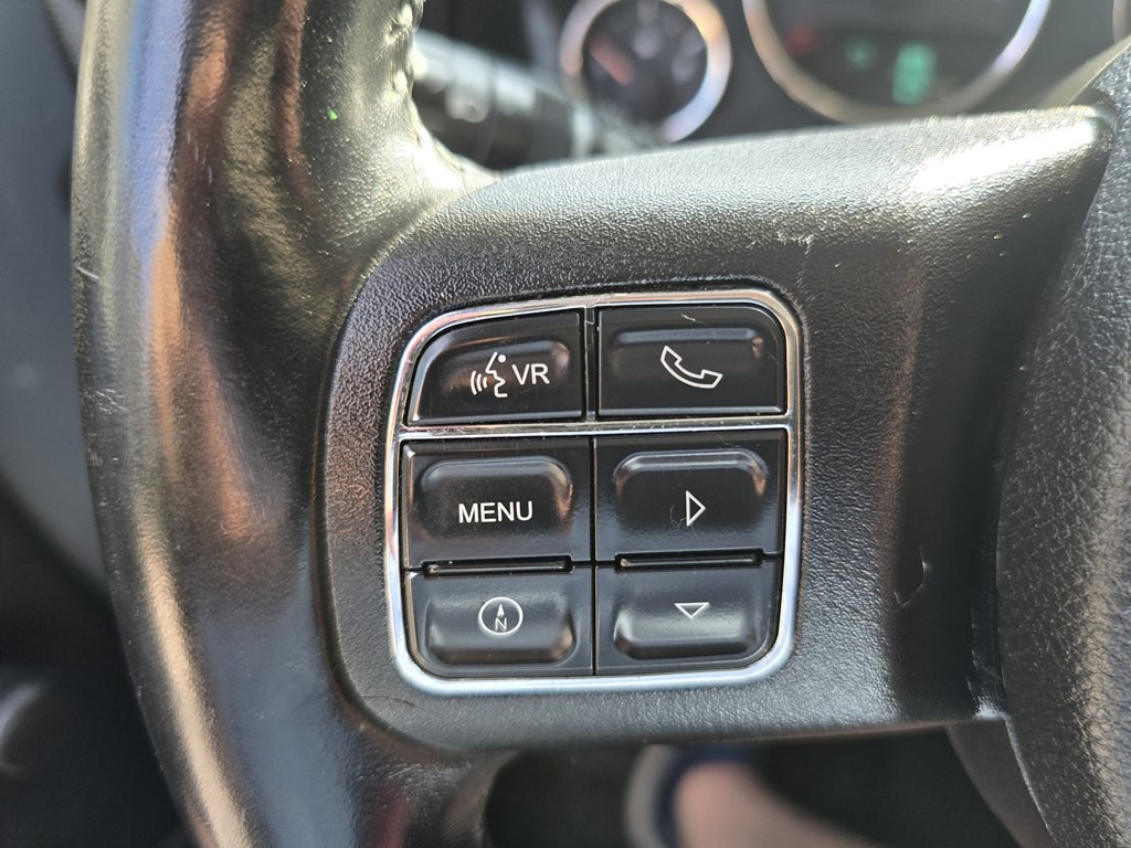 2014 Jeep Wrangler Image 25