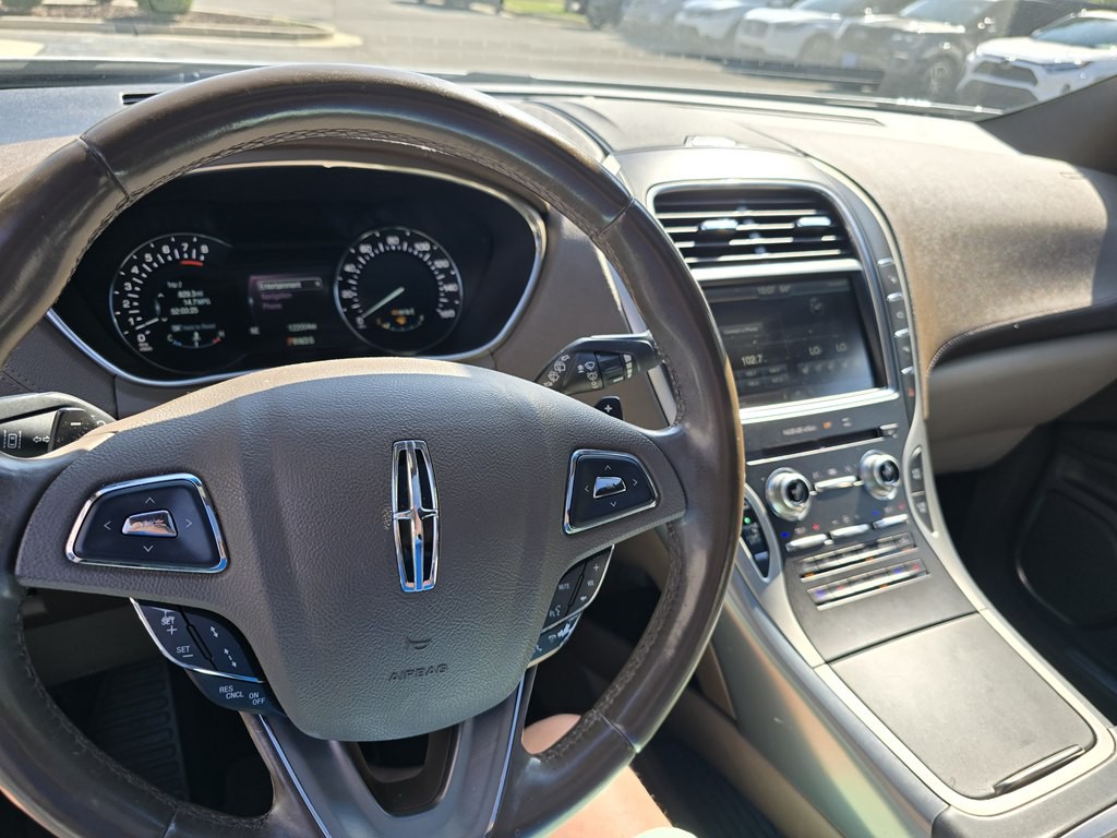 2016 Lincoln MKX Image 26