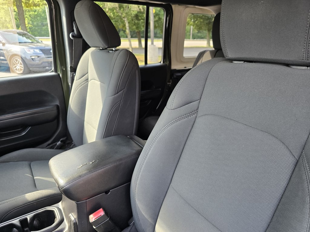2020 Jeep Wrangler Unlimited Image 21