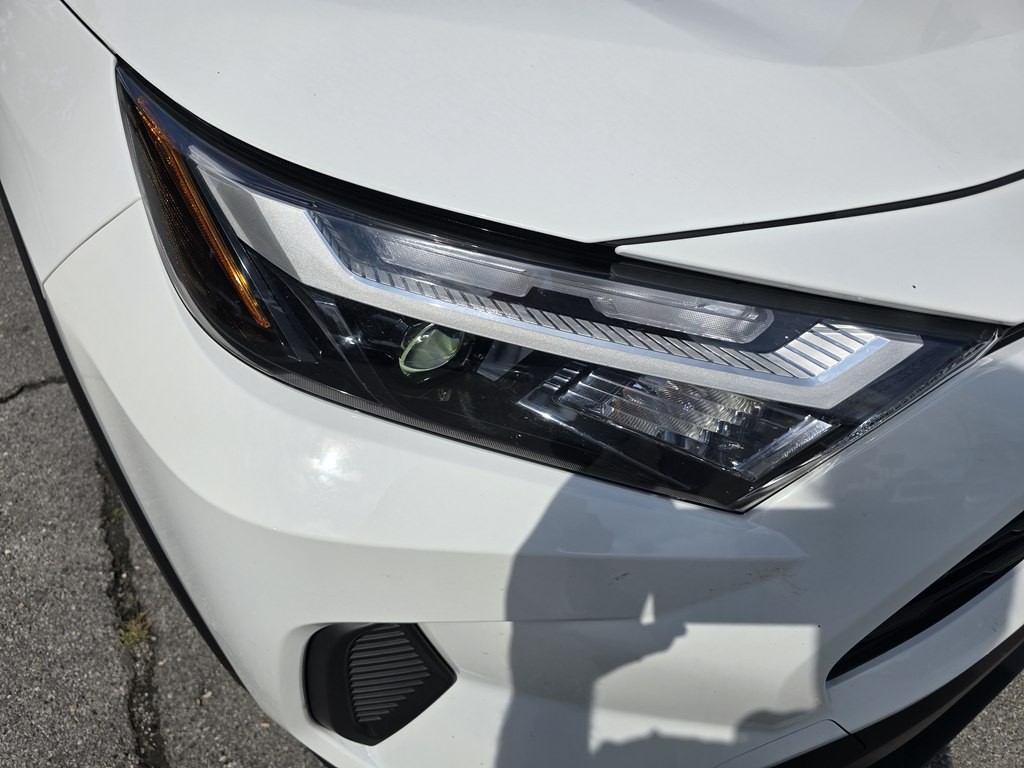 2025 Toyota Rav4 Image 3