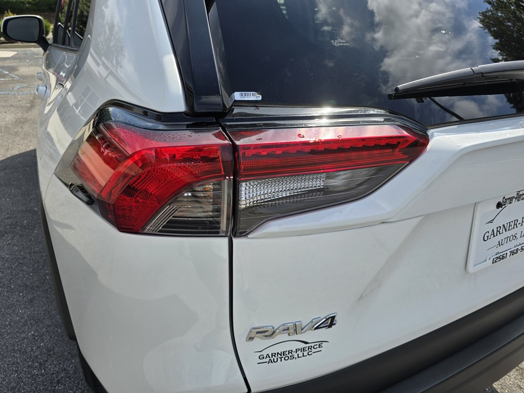 2025 Toyota Rav4 Image 9