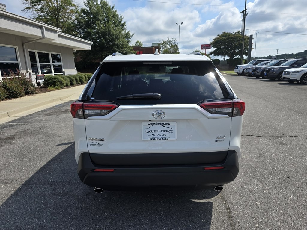 2025 Toyota Rav4 Image 10