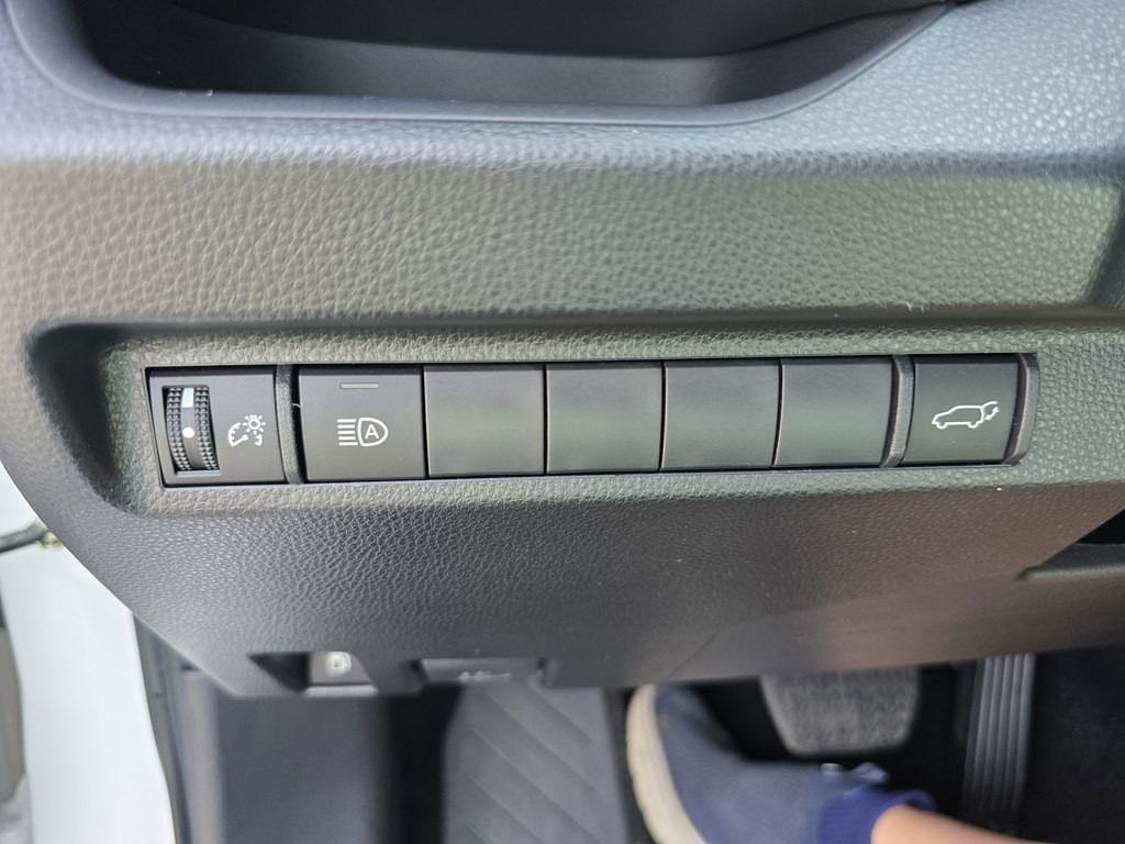 2025 Toyota Rav4 Image 35