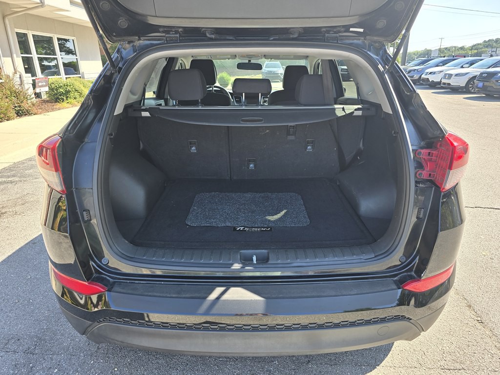 2017 Hyundai Tucson Image 12