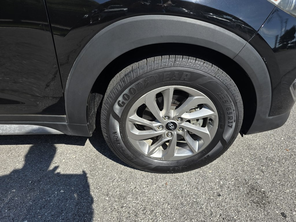 2017 Hyundai Tucson Image 15