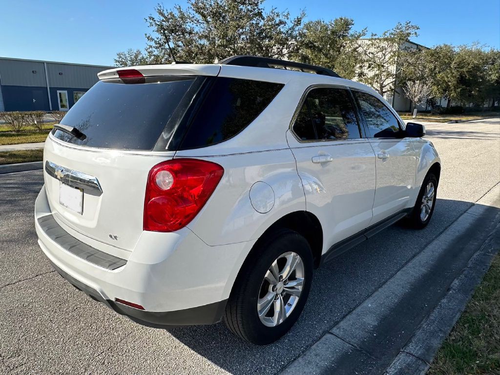 2013 Dodge Challenger Image 3