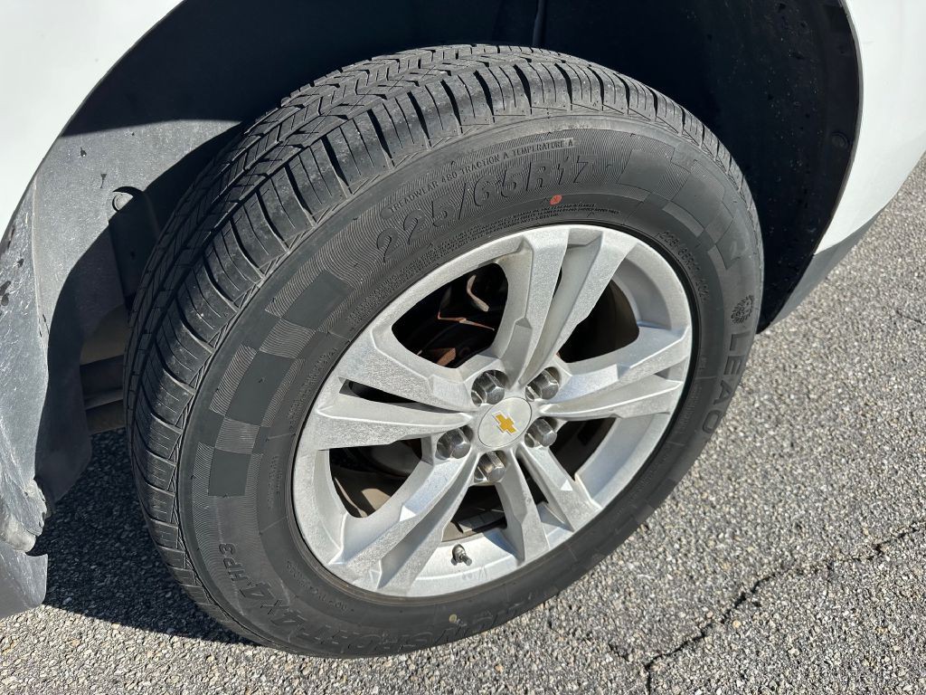 2013 Dodge Challenger Image 9