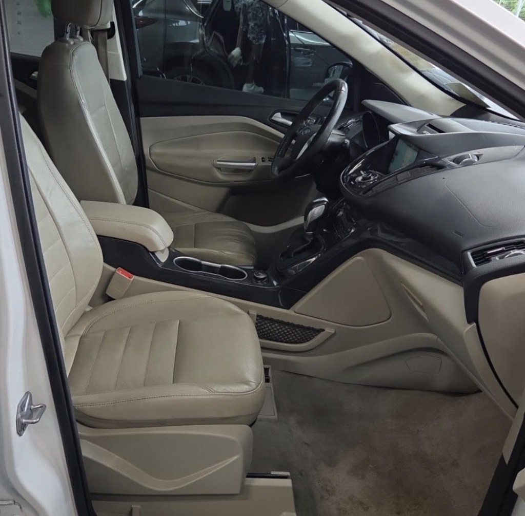 2014 Ford Escape Image 9