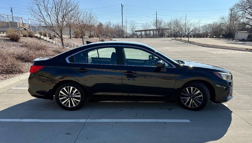 2018 Subaru Legacy Image 7