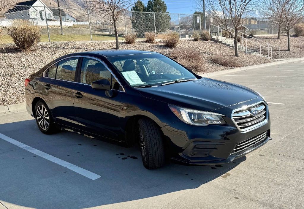 2018 Subaru Legacy Image 8