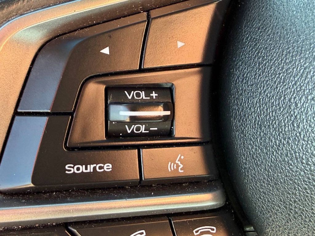 2018 Subaru Legacy Image 18